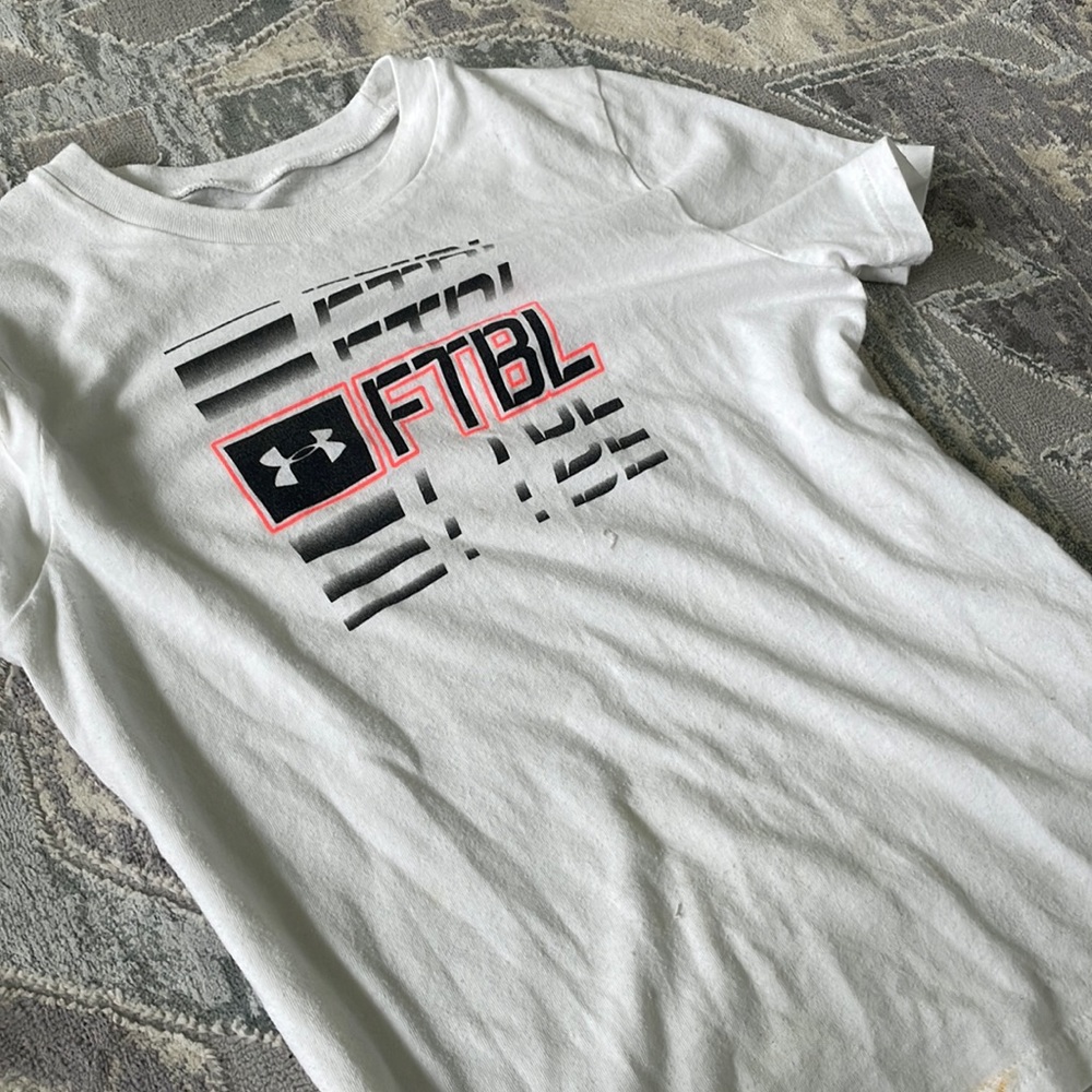 White under armor shirt
